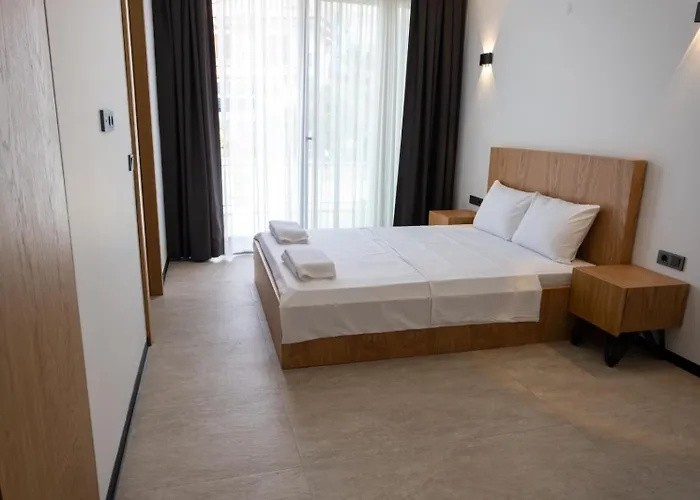 Merkez 4 Odalarbanyolu Villa Çeşme